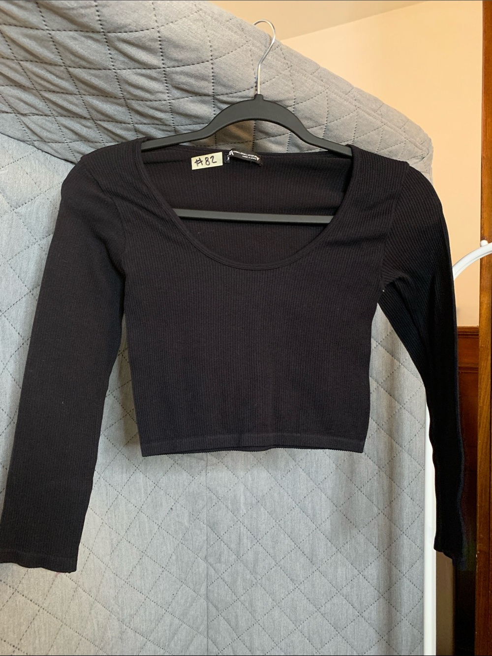 Zara Black Ribbed Long-Sleeve Cropped Top